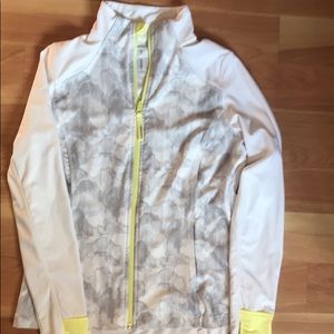 Mondetta athletic long sleeve zip up. Size Small